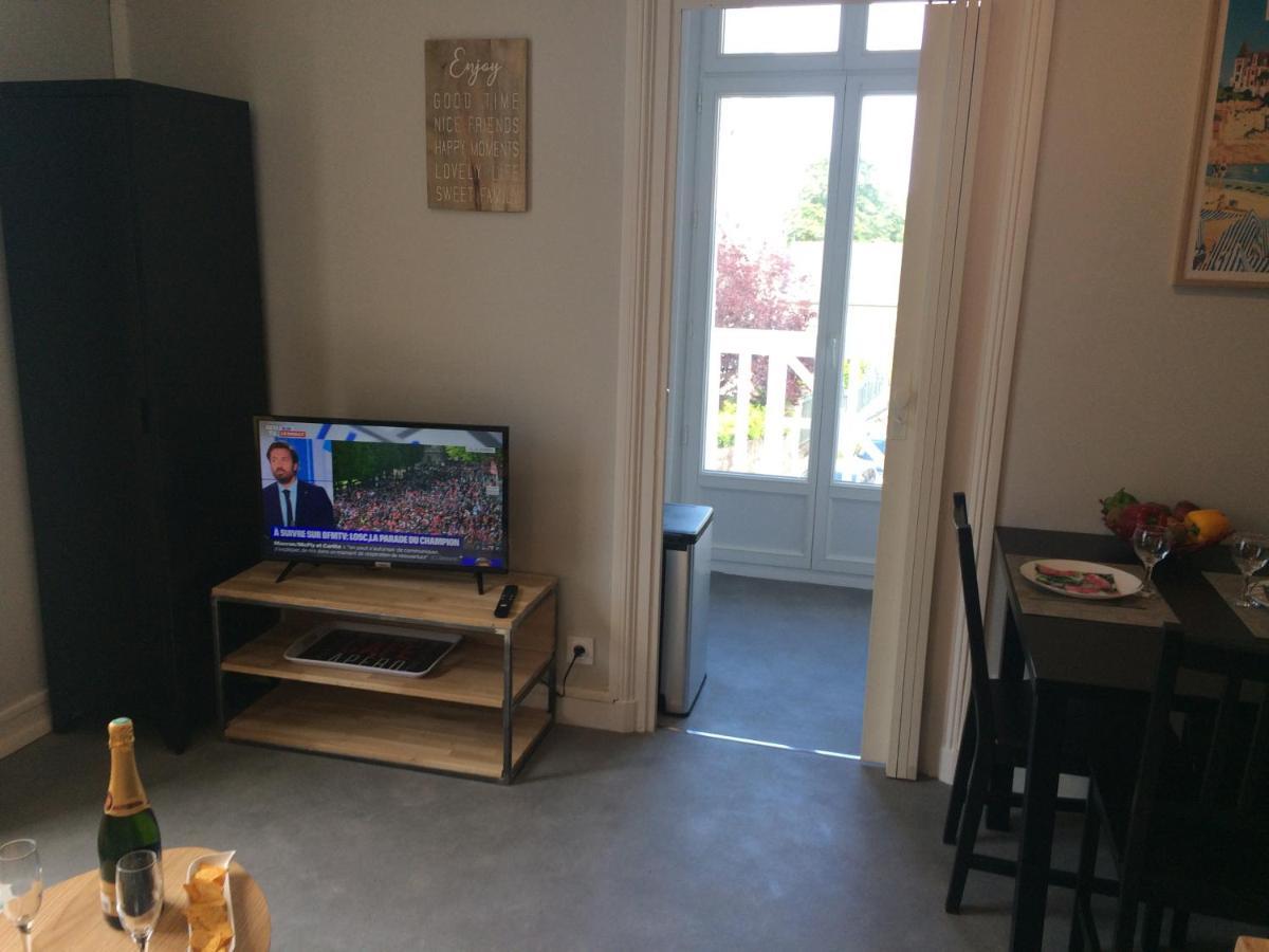 Dinard: Studio A 100 M De La Plage De L'Ecluse Exterior foto